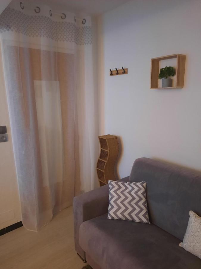 Studio Renove Au Coeur Du Village Saint-Martin-Vésubie Exteriör bild